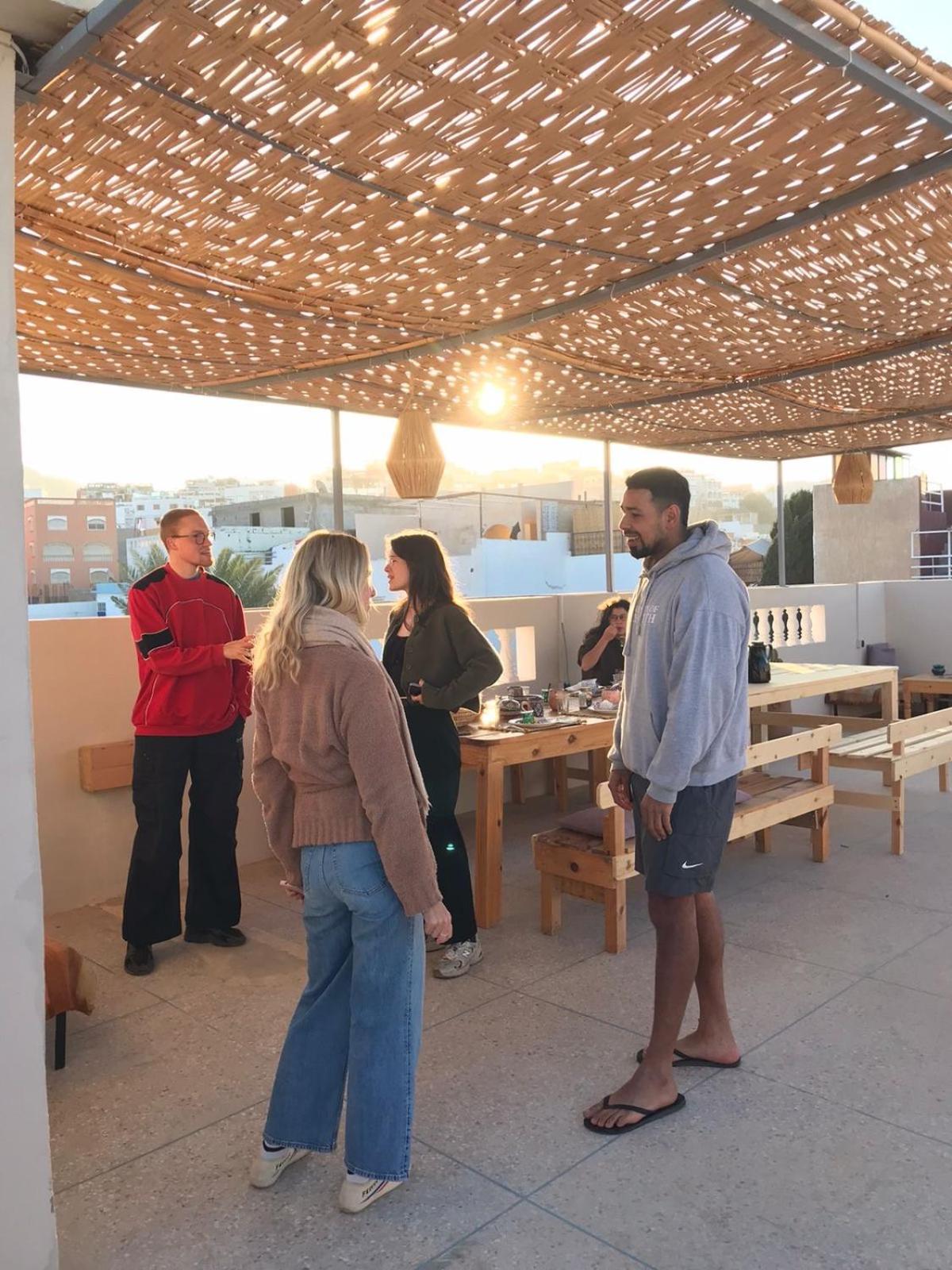 Ocean Surf House Hostel Tamraght Exterior foto