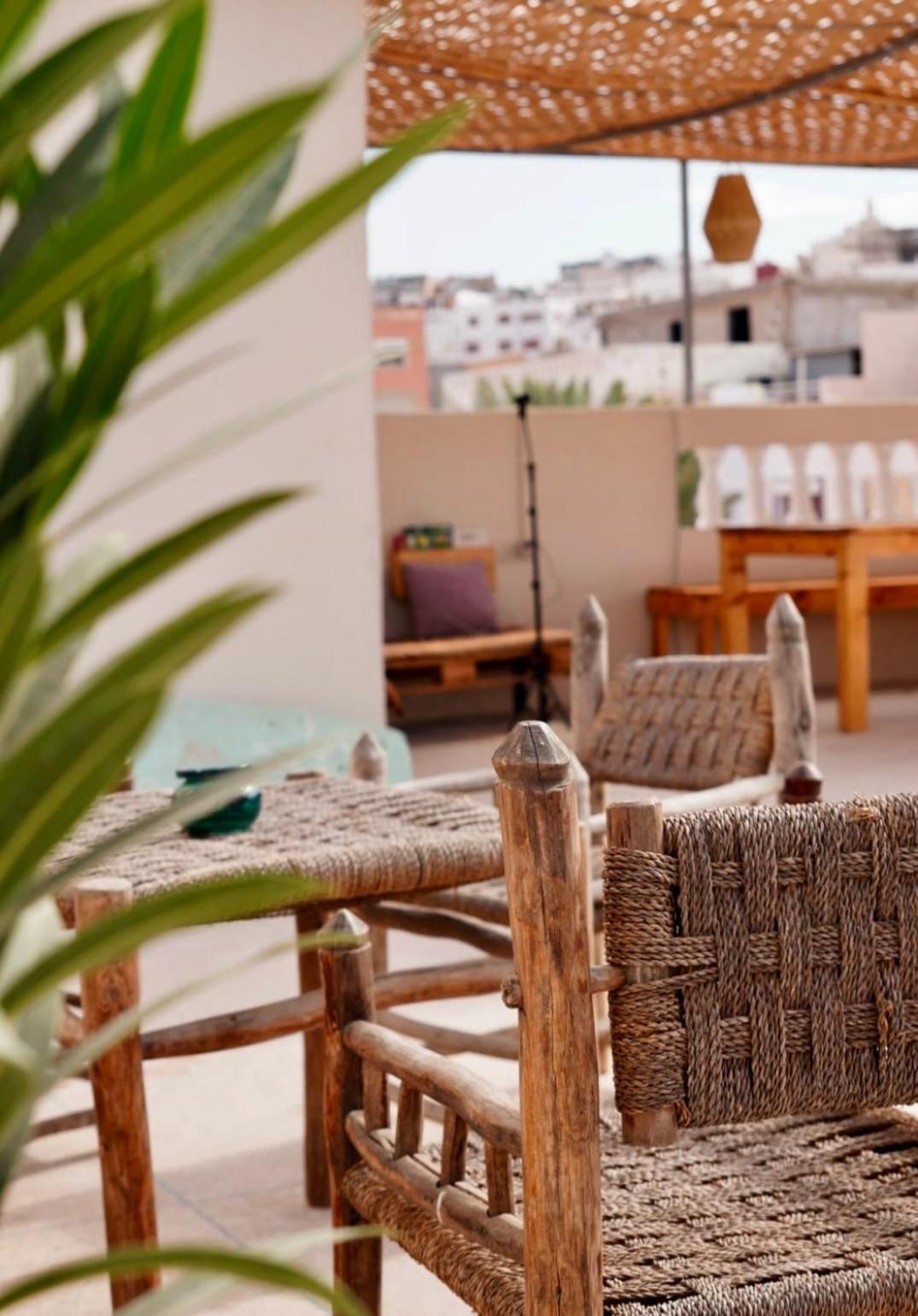 Ocean Surf House Hostel Tamraght Exterior foto